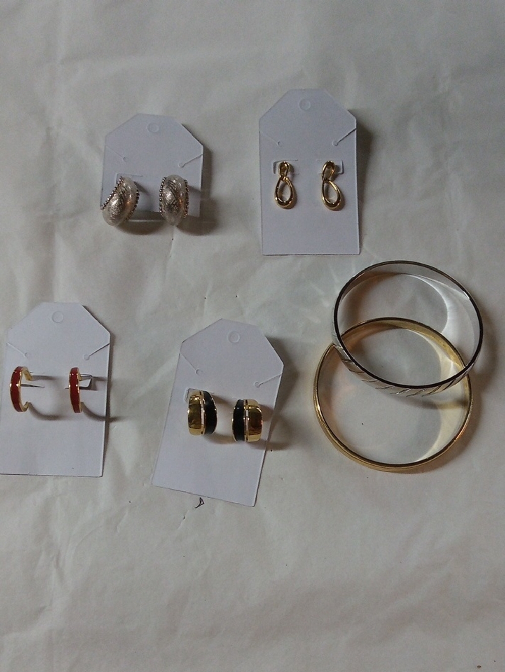 6 Item Monet Bundle #A527